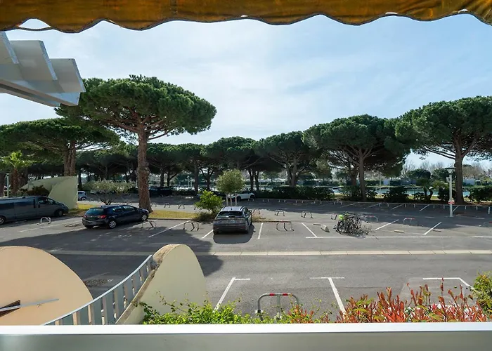 La Lagune -105- 4 Pers Lägenhet Le Grau-du-Roi