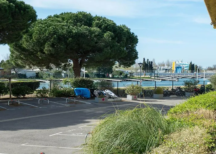 La Lagune -105- 4 Pers Le Grau-du-Roi