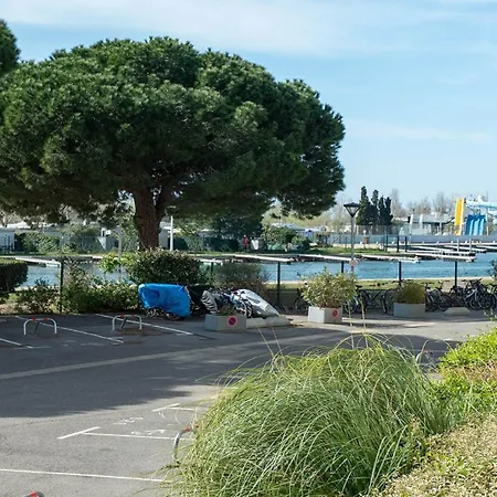 La Lagune -105- 4 Pers Le Grau-du-Roi